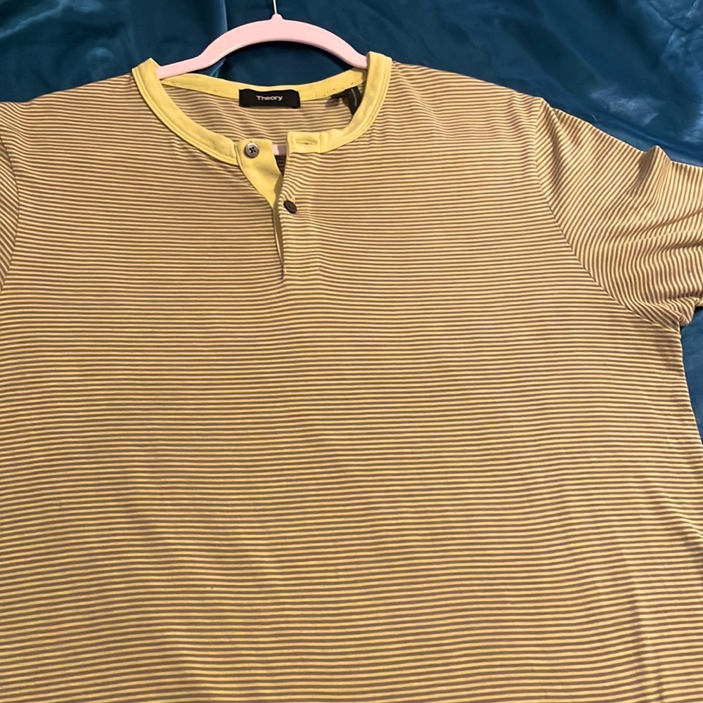 Theory men’s henley short - horizontally striped